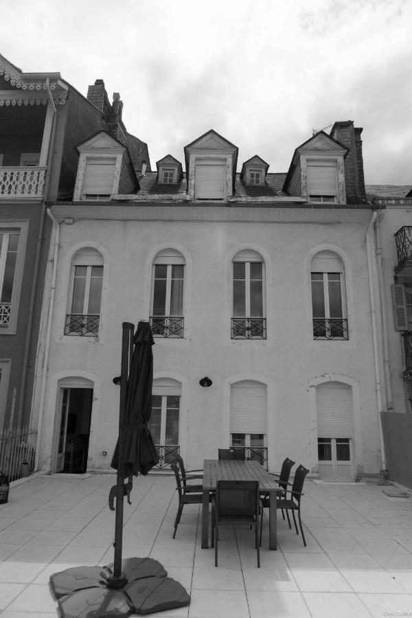 Résidence le XV Bagnères-de-Bigorre Exterior foto